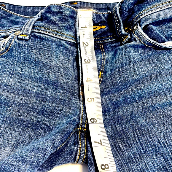 American Eagle size 4 low rise - Picture 7 of 10